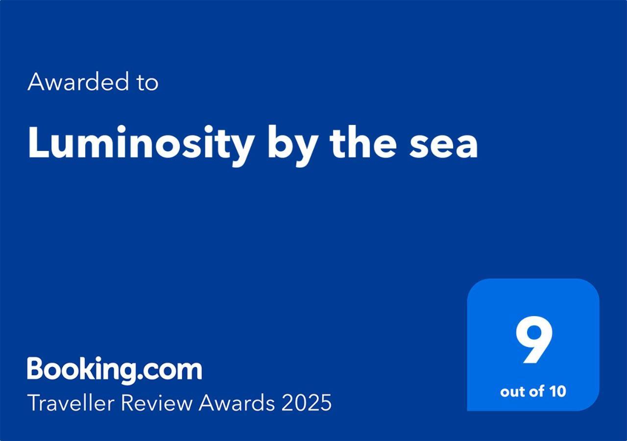 Luminosity By The Sea Apartment กาลัมโบรเน ภายนอก รูปภาพ